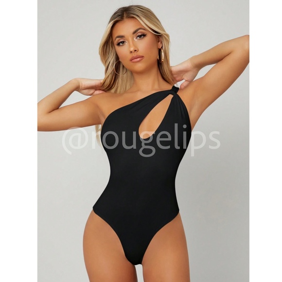 Casual Black Slim Fit One Shoulder Keyhole Strap - Picture 7 of 8